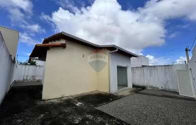 Imagem: A casa em condomínio possui 1 Dormitório, 1 Banheiro e 80m²