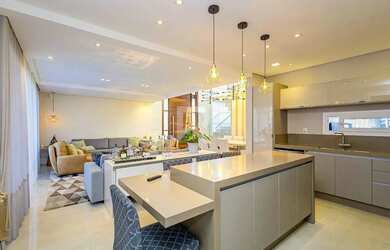 Imagem 8: Casa com Face Leste e Piscina com Spa, 3 quartos 5 Vagas à venda, 400...