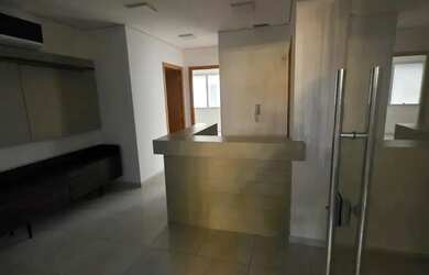 Imagem: O depósito possui 2 Vagas na garagem e 67m² de Área e está