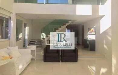 Imagem: A casa em condomínio possui 3 Dormitórios, 3 Banheiros, 5