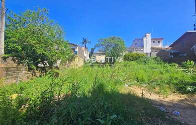 Imagem: O terreno possui 200m² de Área, Imóvel novo e está localizado