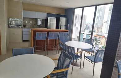 Imagem: O apartamento possui 1 Dormitório, 1 Banheiro, 1 Vaga na garagem