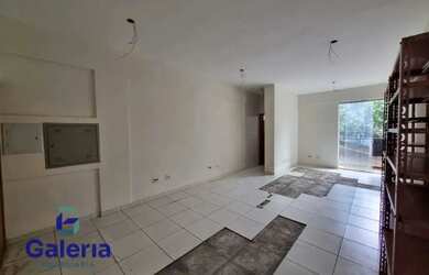 Imagem: O depósito possui 1 Vaga na garagem e 40m² de Área e está