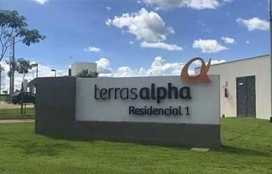 Imagem: O terreno possui 360m² de Área e está localizado em Terras