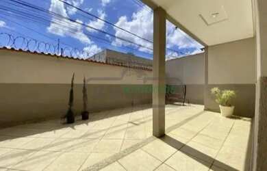 Imagem 2: RV-MAR5450 MARAVILHOSA CASA EM SAO PEDRO EM OTIMA LOCALIZAÇÃO