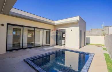 Imagem: A casa em condomínio possui 3 Dormitórios, 4 Banheiros, 4