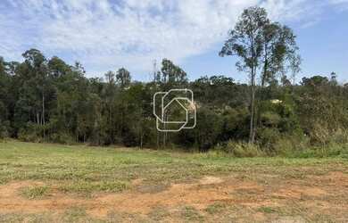 Imagem: O terreno possui 2045m² de Área e está localizado em Loteamento