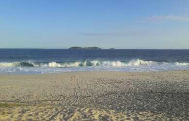 Imagem: A kitnet possui 1 Dormitório, 1 Banheiro, 1 Vaga na garagem
