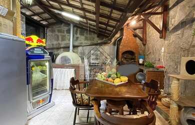 Imagem: A casa em condomínio possui 4 Dormitórios, 4 Banheiros, 2