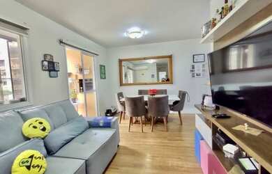 Imagem: O apartamento possui 3 Dormitórios, 2 Banheiros, 1 Vaga na