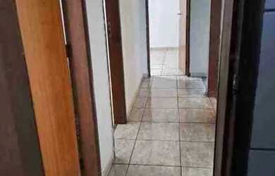 Imagem: O apartamento possui 3 Dormitórios, 1 Banheiro e está localizado