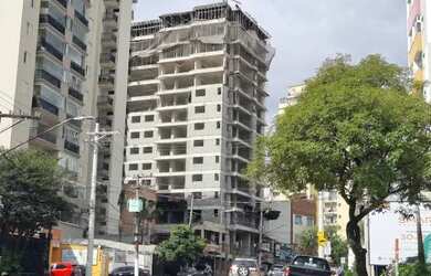 Imagem: O apartamento possui 2 Dormitórios, 3 Banheiros, 1 Vaga na