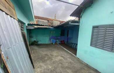 Imagem: A casa para alugar possui 2 Dormitórios, 1 Banheiro e 50m²