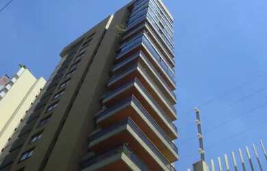 Imagem: O apartamento possui 3 Dormitórios, 5 Banheiros, 3 Vagas na