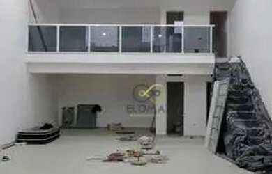 Imagem: O depósito possui 2 Vagas na garagem, 200m² de Área e está