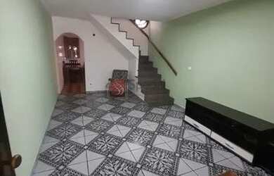 Imagem: A casa possui 2 Dormitórios, 2 Banheiros, 1 Vaga na garagem