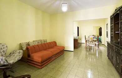 Imagem 3: Casa Duplex à venda com 308 m² sendo 8 quartos em Manuel Sátiro - Fortaleza...