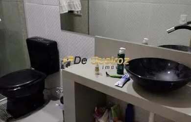 Imagem 10: EDUARDO . CASAS EM SÃO PAULO NA ZONA SUL, LOCALIZADA NO JARDIM SHANGRILA