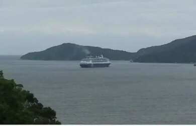 Imagem 13: Luxuoso flat B. Camburiú frente para o mar, 18º andar, diária R$450,00