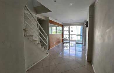 Imagem: O apartamento possui 4 Dormitórios, 4 Banheiros, 2 Vagas na