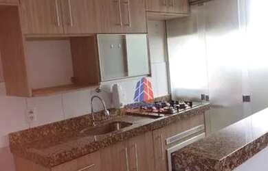 Imagem: O apartamento possui 2 Dormitórios, 1 Banheiro, 1 Vaga na garagem