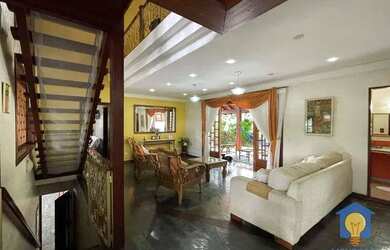 Imagem 9: Casa com 6 dorms, 664 m² - Venda por R$ 2.200.000 ou Aluguel por R$ 8.800/mês...