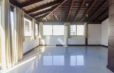 Imagem: O apartamento na cobertura possui 1 Dormitório, 1 Banheiro