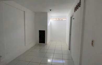 Imagem 6: Aluga um apartamento no chão