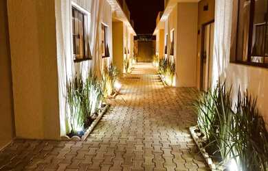 Imagem: A kitnet possui 1 Dormitório, 1 Banheiro, 1 Vaga na garagem