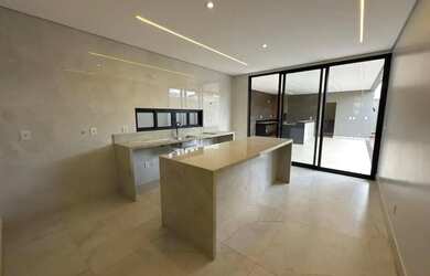 Imagem 14: OPORTUNIDADE ÚNICA Casa Moderna na rua 10/12 Vicente Pires com 4 Suítes...