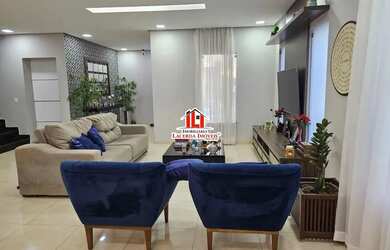 Imagem 9: Casa no Passaredo de Esquina Mobiliada com 4 Suítes sendo uma com closet