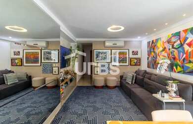 Imagem: O apartamento possui 4 Dormitórios, 4 Banheiros, 2 Vagas na