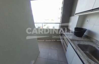 Imagem 4: Apartamento com excelente localização, próximo a supermercados e comércio