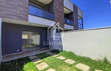 Imagem: A casa possui 2 Dormitórios, 2 Banheiros, 1 Vaga na garagem