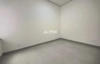 Imagem 14: Vendo casa com 2 quartos sendo 1 suíte, com vaga de garagem na Avenida principal