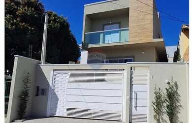 Imagem: A casa possui 3 Dormitórios, 3 Banheiros, 135m² de Área