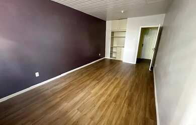 Imagem: O depósito para alugar e está localizado em Caminho Das Árvores