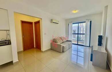 Imagem: O apartamento possui 1 Dormitório, 1 Banheiro, 1 Vaga na garagem