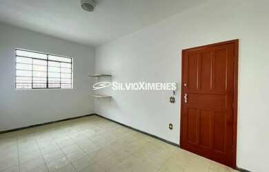 Imagem: A casa possui 2 Dormitórios, 1 Banheiro e 80m² de Área e