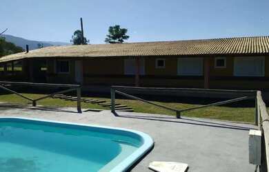 Imagem: A fazenda possui 310m² de Área e está localizado em Mandú