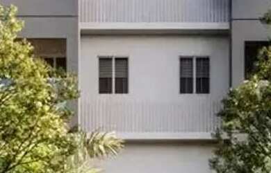 Imagem: O apartamento possui 3 Dormitórios, 1 Banheiro, 1 Vaga na garagem