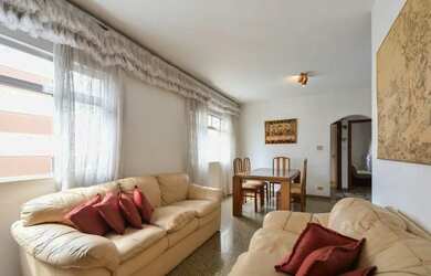 Imagem: O apartamento possui 2 Dormitórios, 2 Banheiros, 2 Vagas na