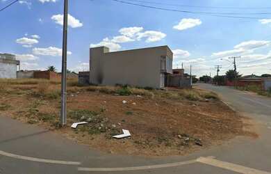 Imagem: O terreno à venda possui 296m² de Área e está localizado