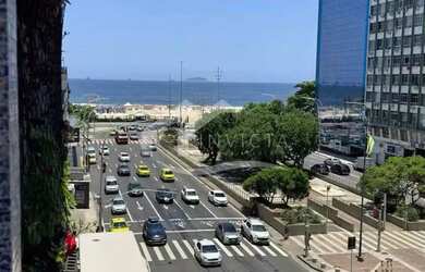 Imagem: A kitnet possui 1 Dormitório, 1 Banheiro, 30m² de Área, Imóvel