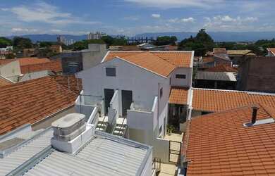 Imagem: A kitnet possui 1 Dormitório, 1 Banheiro, 1 Vaga na garagem