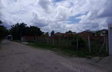 Imagem: O terreno possui 900m² de Área e está localizado em Diadema