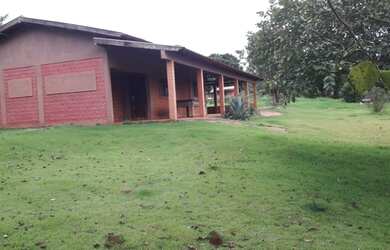 Imagem: A chácara possui 3.500m² de Área e está localizado em Limoeiro