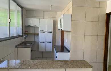 Imagem: A casa possui 2 Dormitórios, 2 Banheiros e está localizado