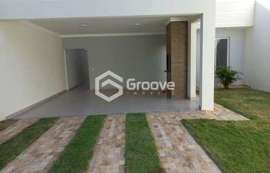 Imagem: A casa possui 3 Dormitórios, 2 Banheiros, 145m² de Área e