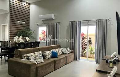 Imagem: A casa em condomínio possui 3 Dormitórios, 4 Banheiros, 4